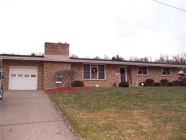 1115 Williams Dr photo 1