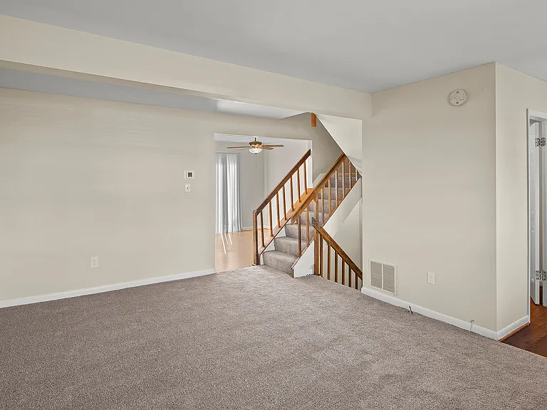 Living Room (alt view)