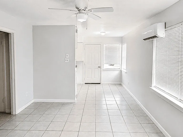 7818 Oak Knoll Ln #A — Photo 14