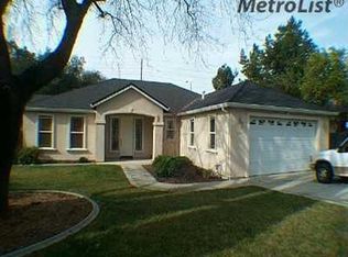 8118 Walnut Fair Cir, Fair Oaks, CA 95628