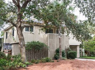 23 Sandcrab Ct, Isle Of Palms, SC 29451