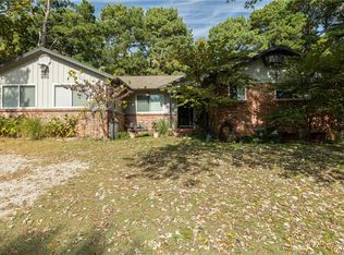 2348 E Yvonne Dr, Fayetteville, AR 72703