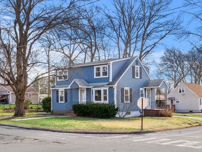 110 Fleming St, Lowell, MA, 01851
