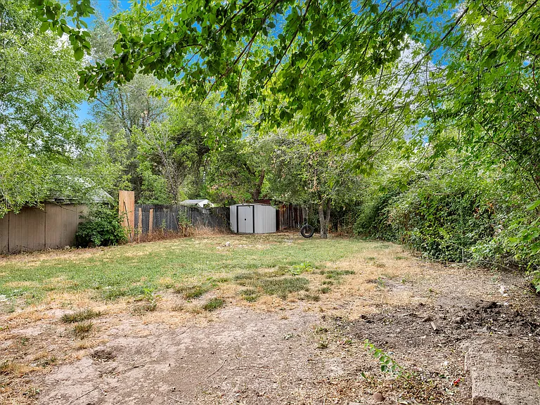 3568 Orchard Ave — Photo 20