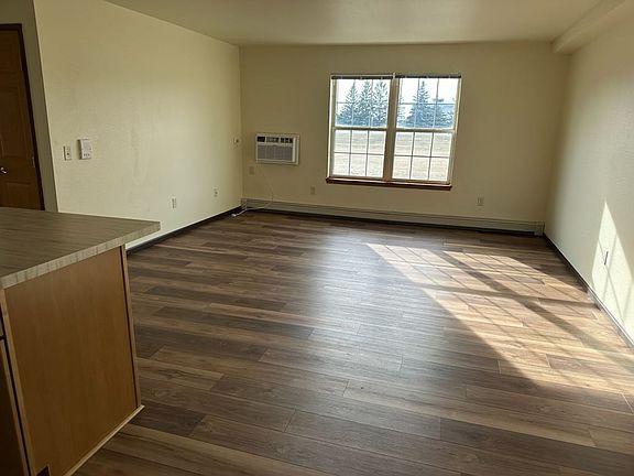 2nd image of 25-45 E County Road Y #10-45E