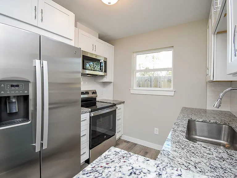 6522 De Priest St #A — Photo 5