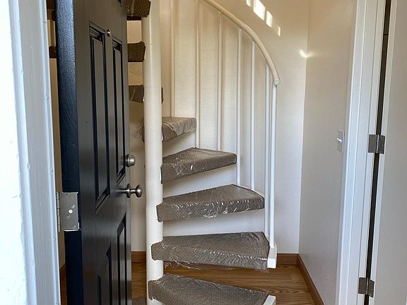 Entry way (Storage area behind Front door not shown)