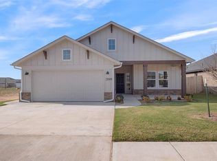 13509 Arrowhead Blvd, Yukon, OK 73099