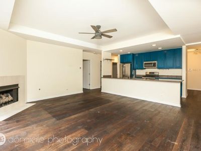 2337 W Wolfram St APT 214, Chicago, IL, 60618
