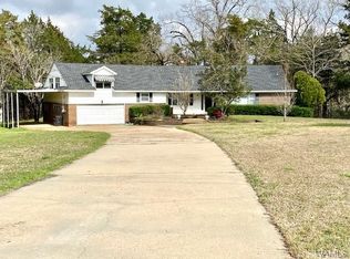 809 Phil Harper Dr, Demopolis, AL 36732