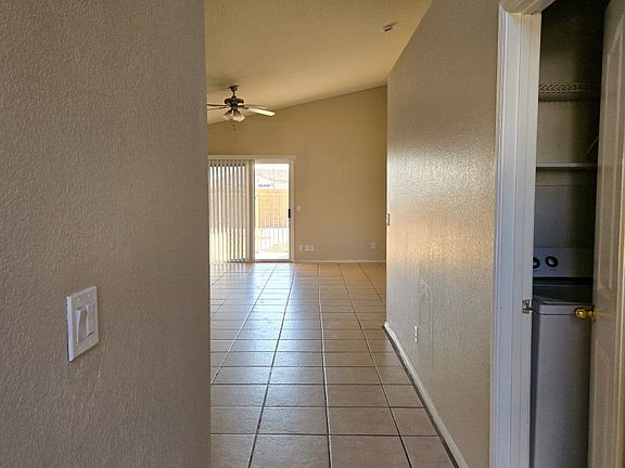 3rd image of 7931 W Kimberly Way