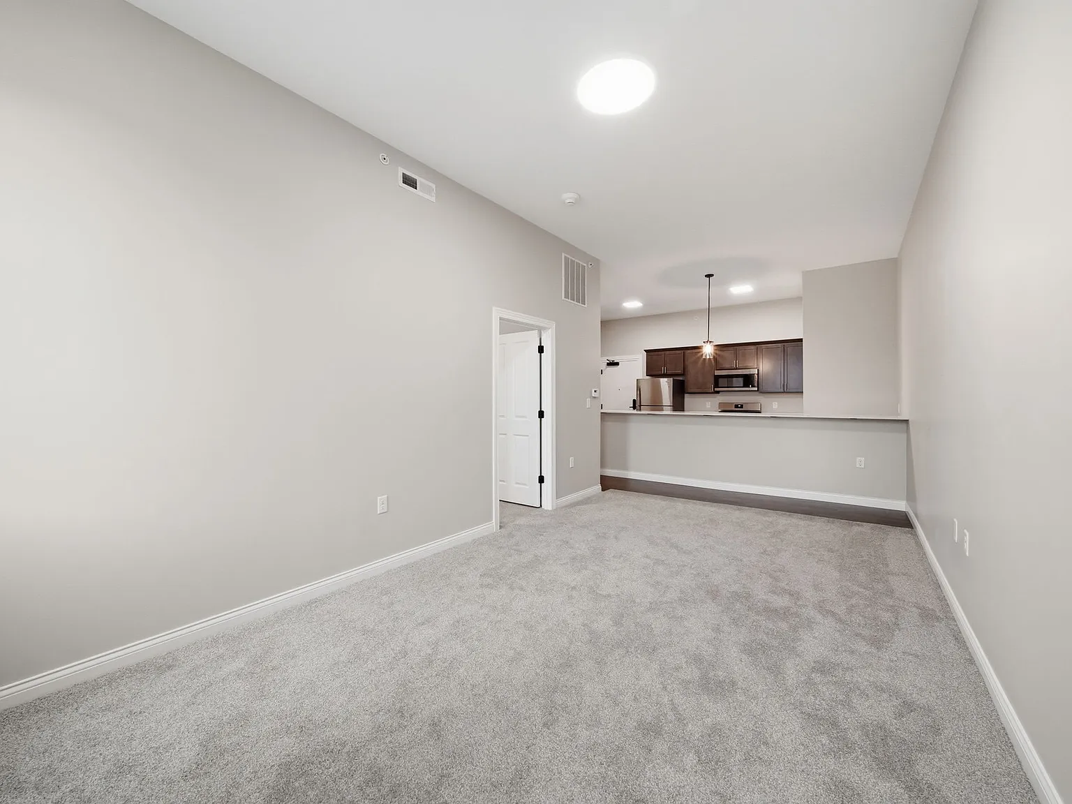 Park House - Residential - 202 — Photo 4