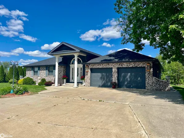 1712 N 24th St, Clear Lake, IA 50428