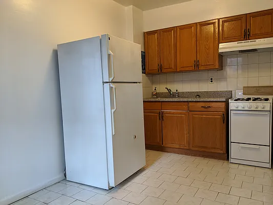 Rented by Real Street Inc | media 3