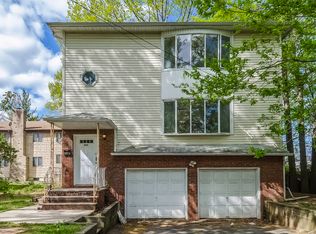 200 Aldene Rd, Roselle, NJ 07203