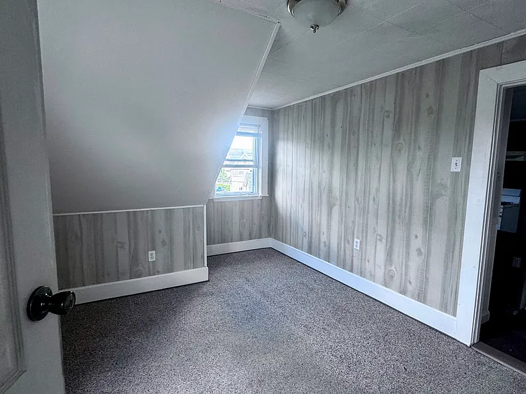 54 Stephen St #3 — Photo 9