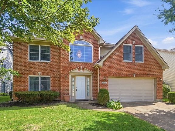 2nd image of 660 Golf View Ct