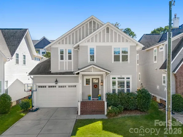 908 Millbrook Rd, Charlotte, NC 28211