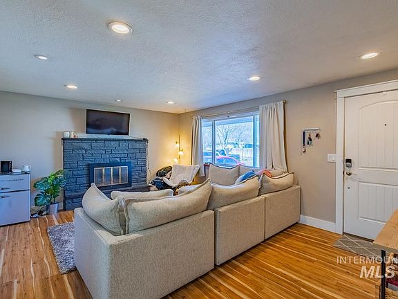 5th image of 6701 W Kirkwood Rd