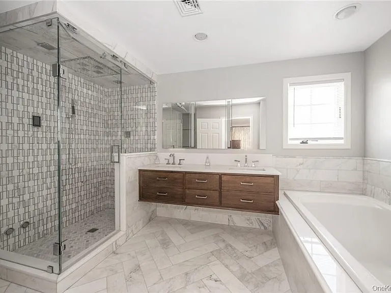 47 Highland Ave — Photo 13