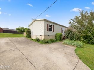 1832 C H Rankin Rd, Dandridge, TN 37725