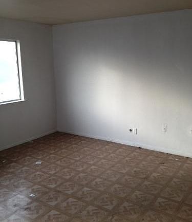 3rd image of 709 N Fisher St APT 101