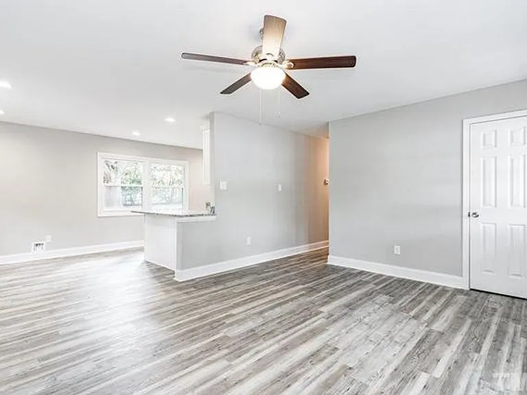 3113 Idlewood Village Dr — Photo 6