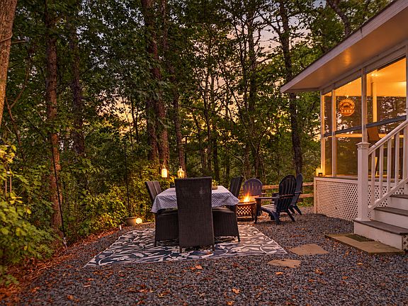 2nd image of 185 Cotuit Road #Hill 23