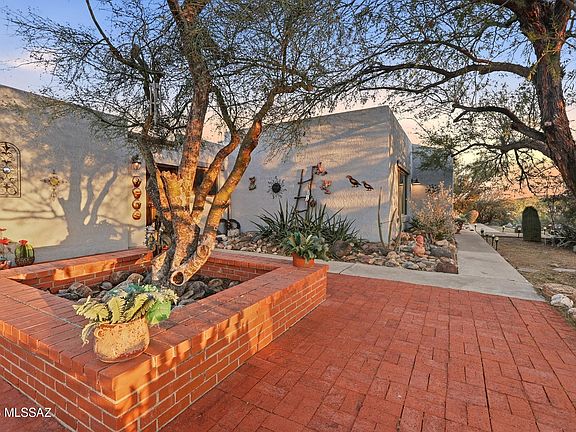 3rd image of 3770 N Gunnison Dr