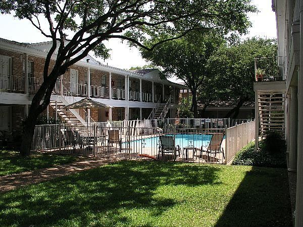 1st image of 1240 Barton Hills Dr APT 207