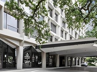 2100 Saint Charles Ave APT 3M, New Orleans, LA 70130