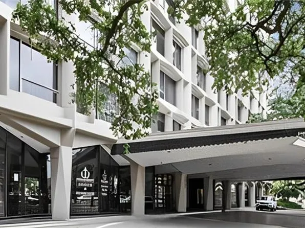 2100 Saint Charles Ave APT 3M, New Orleans, LA 70130