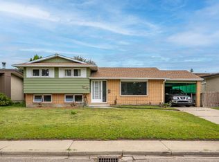 1163 SW Bassett Cres NW, Medicine Hat, AB T1A 6Z7