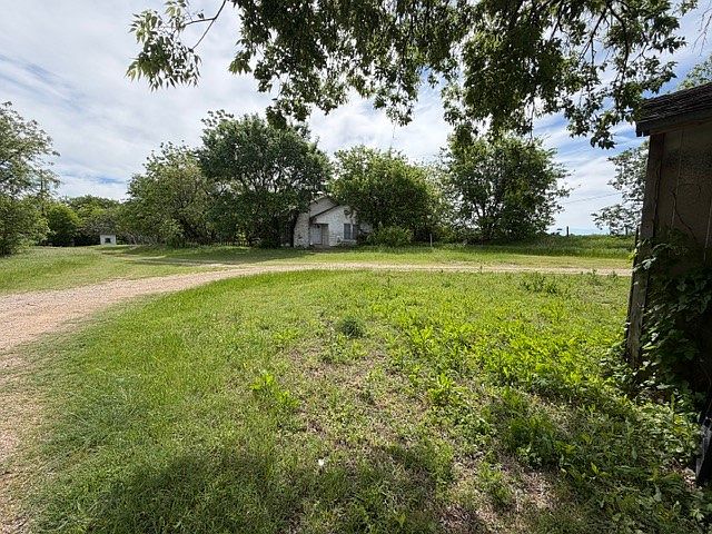 1st image of 2612 S Interstate Highway 35 E