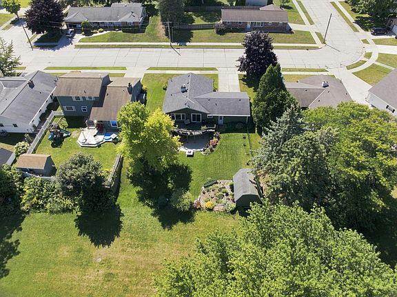 4th image of 1668 Atlanta Cir