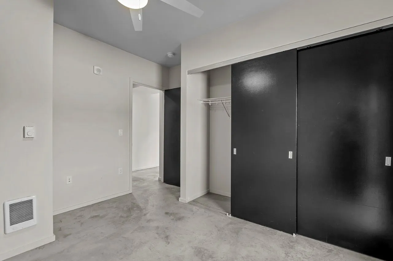 Q21 — Photo 3