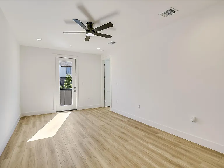 590 Old Mill Road Road 108 #108 — Photo 14