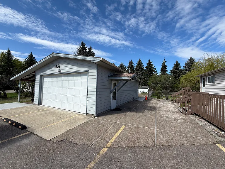 1322 Whitefish Stage — Photo 5