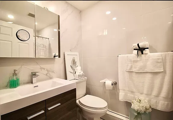 Rented by Hagstrom Management Inc | media 14