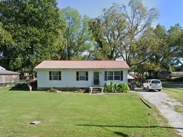 453 2nd St, Guthrie, KY 42234