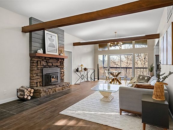 4th image of 36 Chapel Ln