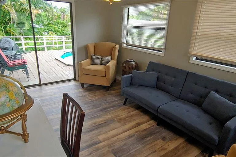 309 Shore T Rd — Photo 14