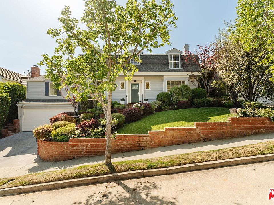 1st image of 251 Tavistock Ave
