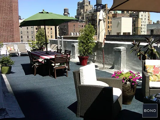 Rented by Bond New York | media 15