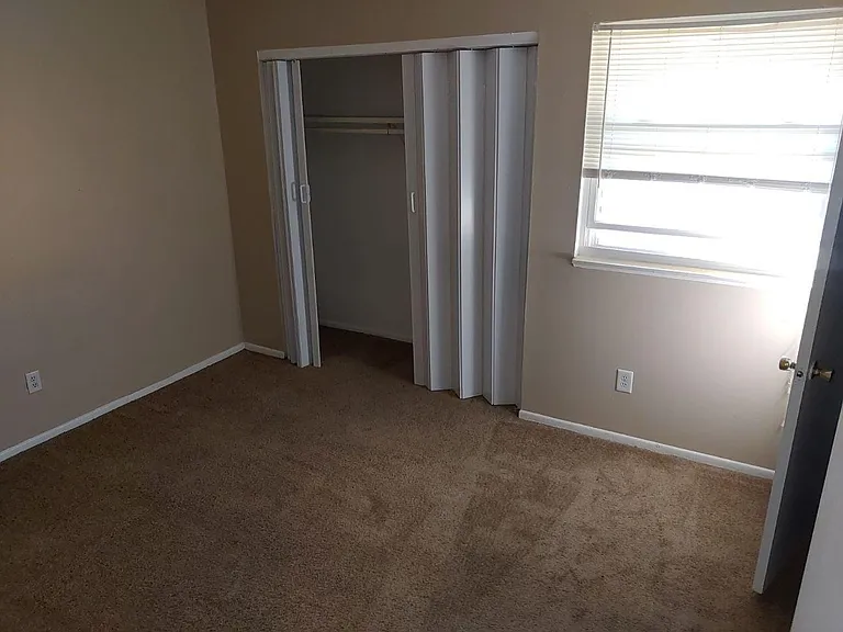 1121 Johnson Ave #2 — Photo 14