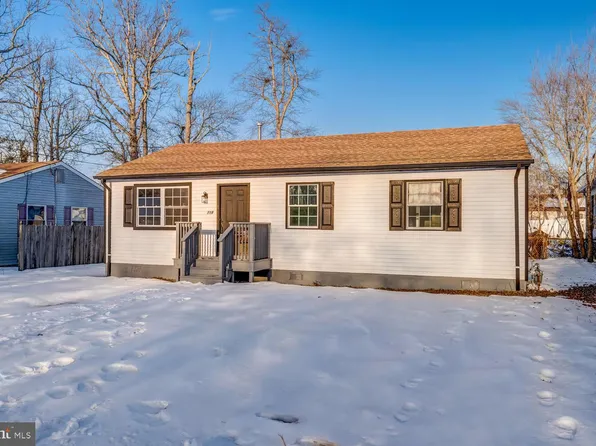 118 Lake Deerbrook Dr, Little Egg Harbor, NJ 08087