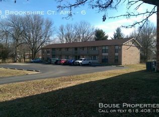 1048 Brookshire Ct APT 6, Belleville, IL 62221