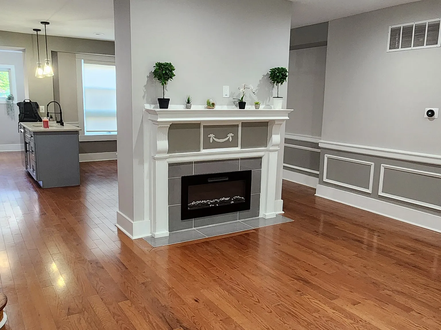 3 bed, 2.5 bath, 2063 sqft, $2,600 — Photo 2