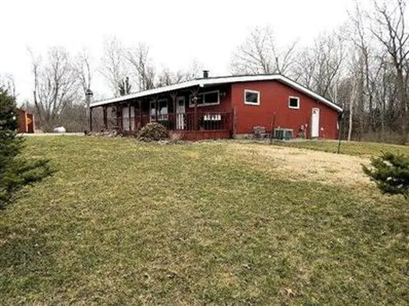 5679 Fishermans Wharf Ln, Hillsboro, OH 45133