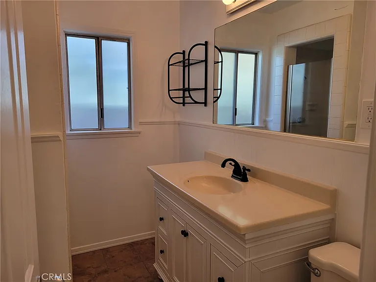 1923 Shipway Ave — Photo 19